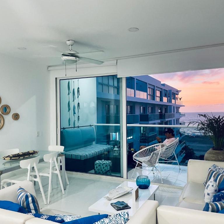 Tu apartamento en Cartagena en el sector exclusivo de Morros - Three-Bedroom Apartment - 4