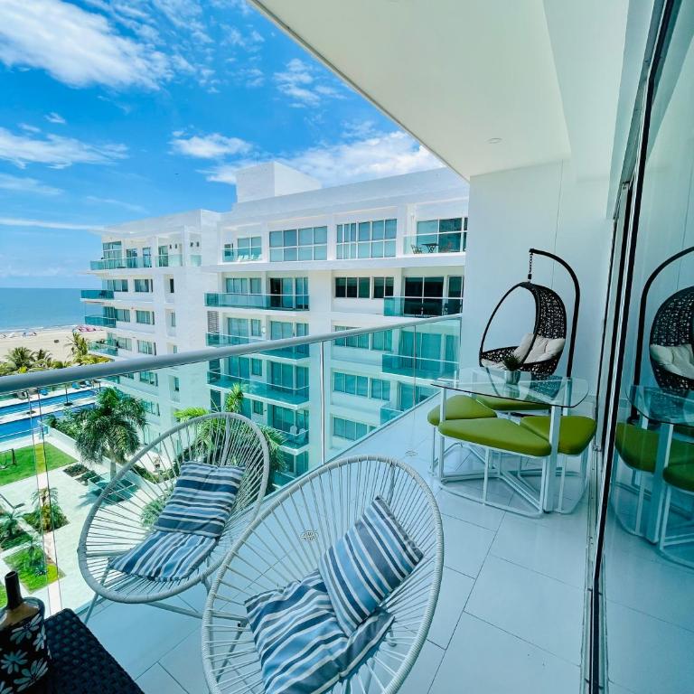 Tu apartamento en Cartagena en el sector exclusivo de Morros - Three-Bedroom Apartment - 10