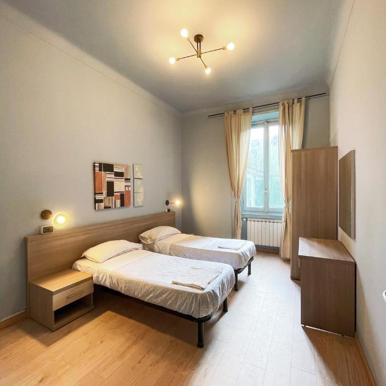 Il Giramondo - Double or Twin Room with Shared Bathroom - 1