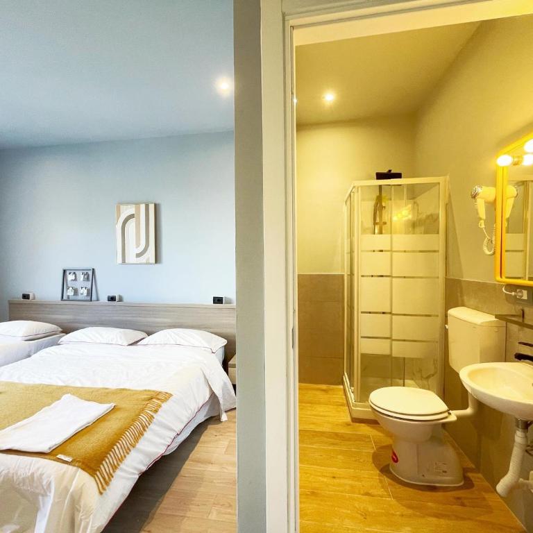 Il Giramondo - Double Room with Private Bathroom - 3