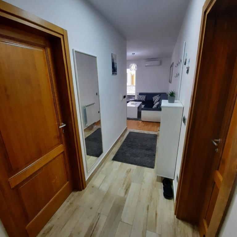 Apartman Bulevar Sarajevo - FREE PARKING - One-Bedroom Apartment - 36