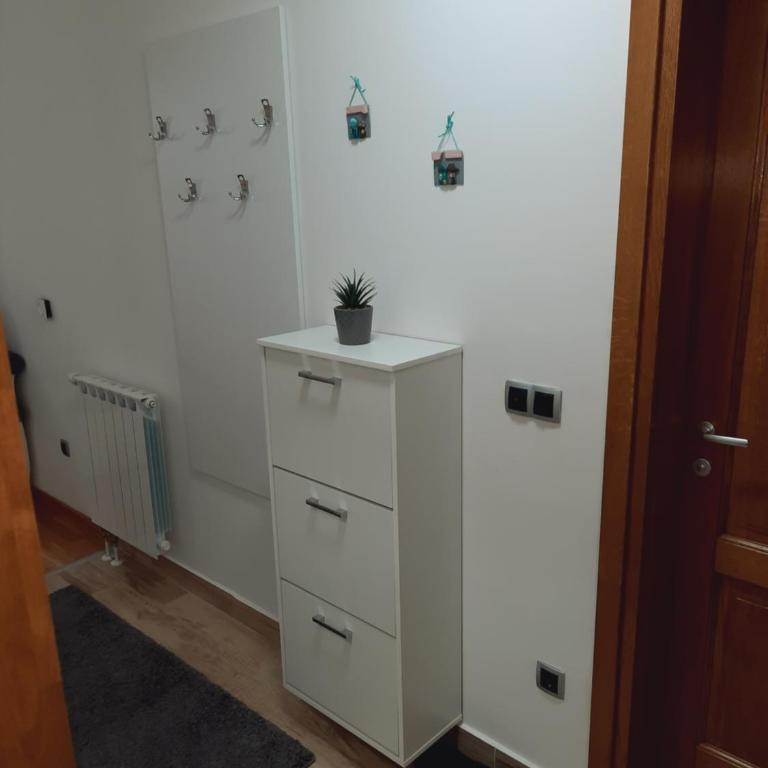Apartman Bulevar Sarajevo - FREE PARKING - One-Bedroom Apartment - 35