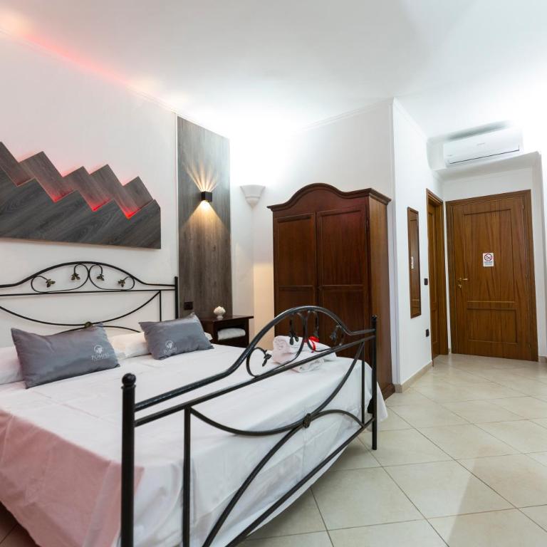 Pompei Luxury Rooms - Camera Matrimoniale - 12