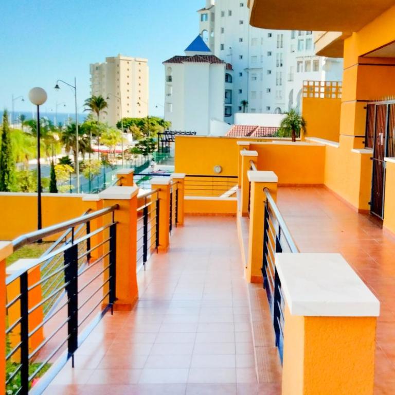 Cozy apartment overlooking Estepona's marina! - Apartamento de 1 dormitorio - 41