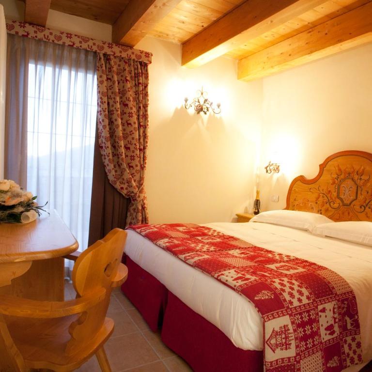 Garnì Astoria Hotel & SPA - Camera Matrimoniale Small con Letto alla Francese - 3