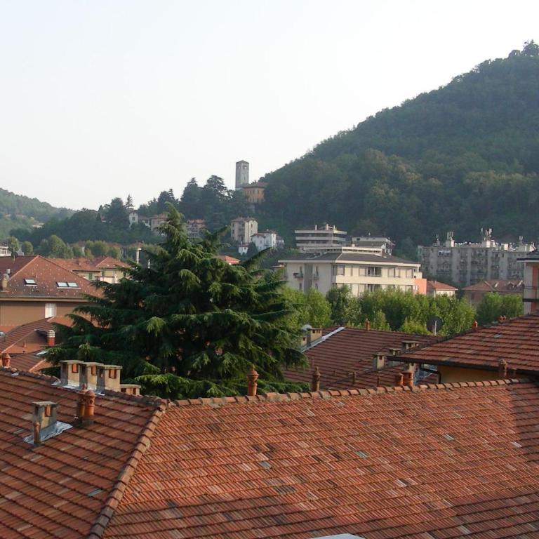 Como città: ottimo appartamento servitissimo - Appartamento con 3 Camere da Letto - 1
