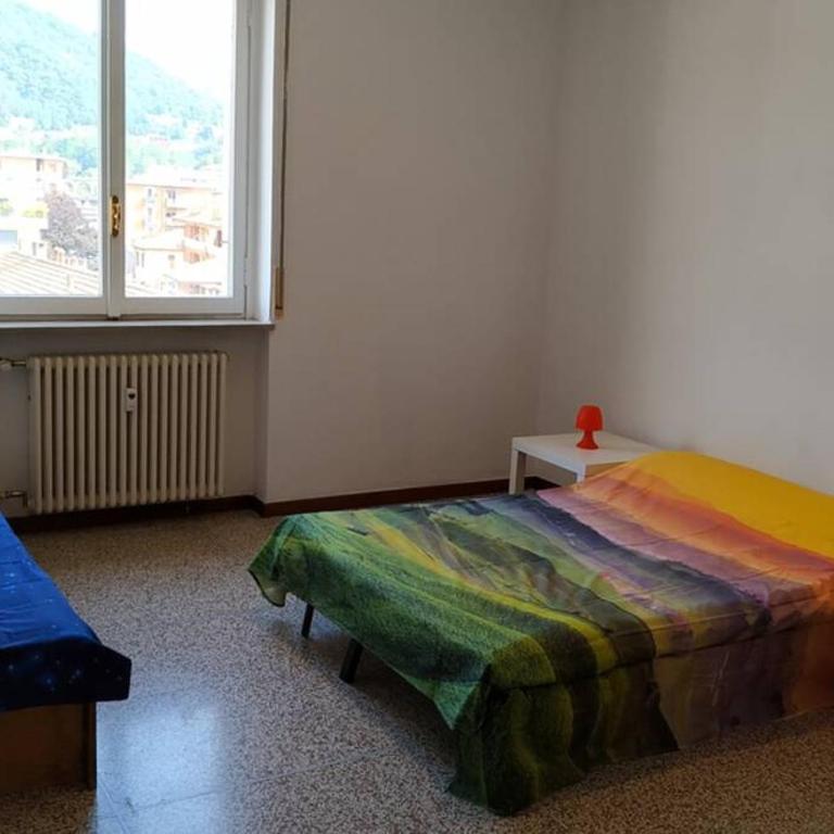 Como città: ottimo appartamento servitissimo - Appartamento con 3 Camere da Letto - 5