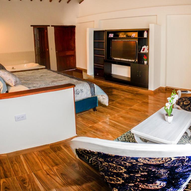 Hotel Bahía Olivo Boutique & Spa - Suite Deluxe con cama extragrande - 2