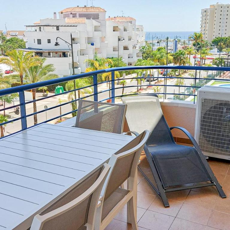 Cozy apartment overlooking Estepona's marina! - Apartamento de 1 dormitorio - 30
