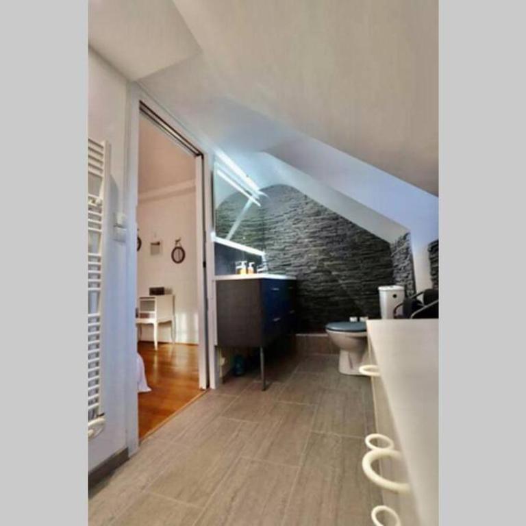 Le 17 Entre Gare et Château - Two-Bedroom House - 10