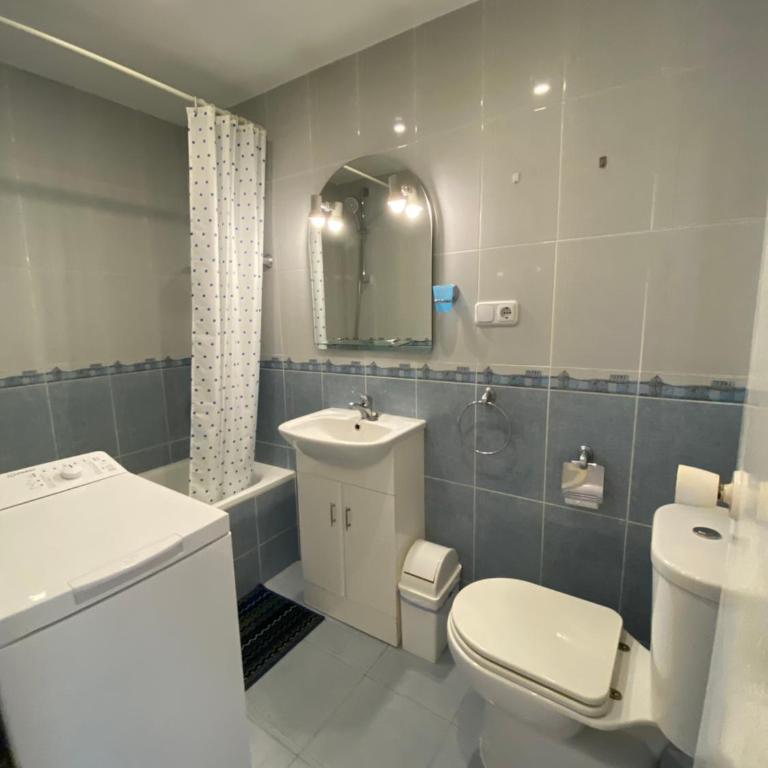 Stylish Fuengirola Studio with Panoramic Sea View - Apartamento de 1 dormitorio - 12