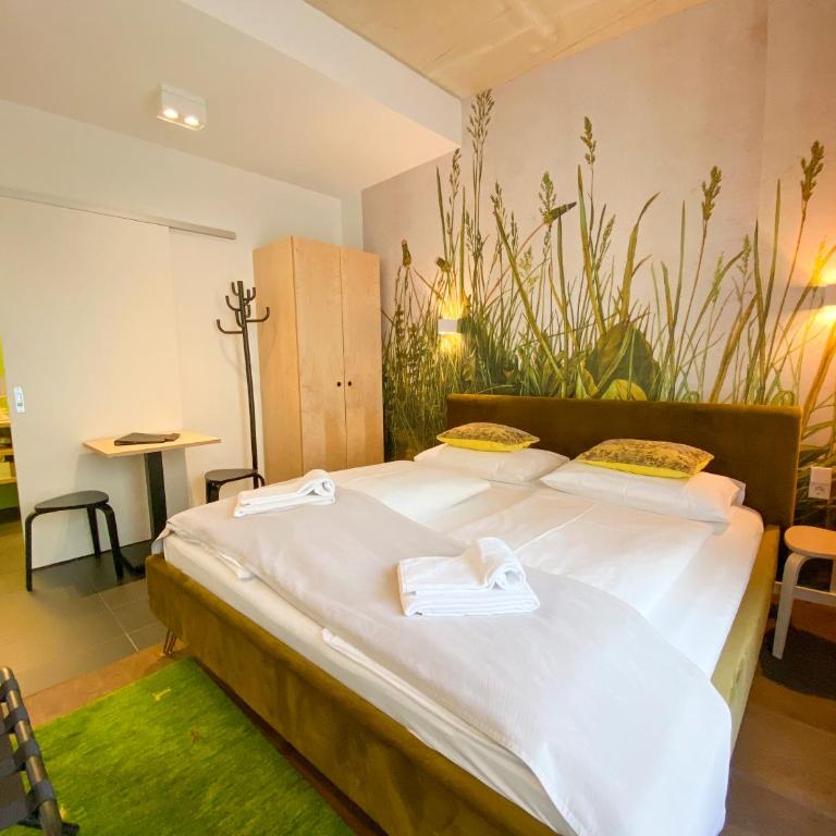 Blackhome Graz I contactless check-in - Deluxe Doppelzimmer - 6