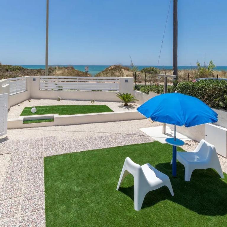Villa Oneiro Fronte Mare - Ferienhaus - 1