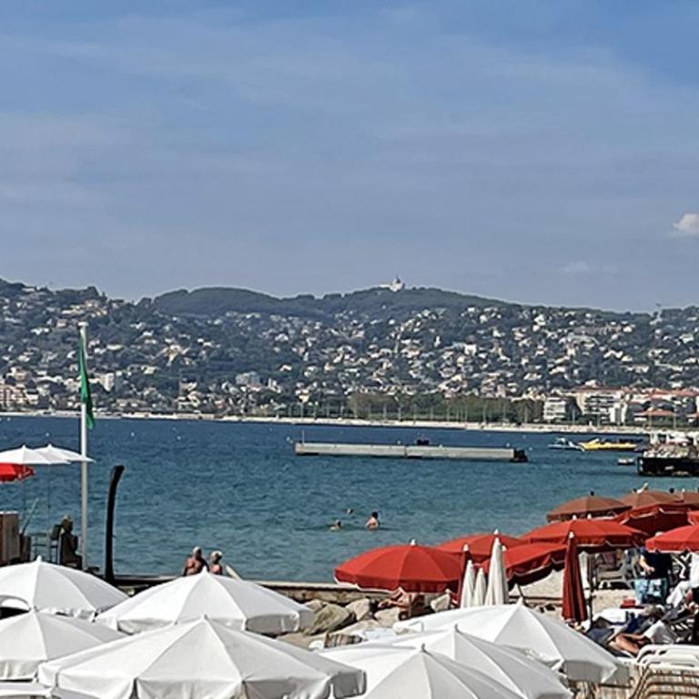 SPLENDIDE 3 PIECES VUE MER - Appartamento - 50