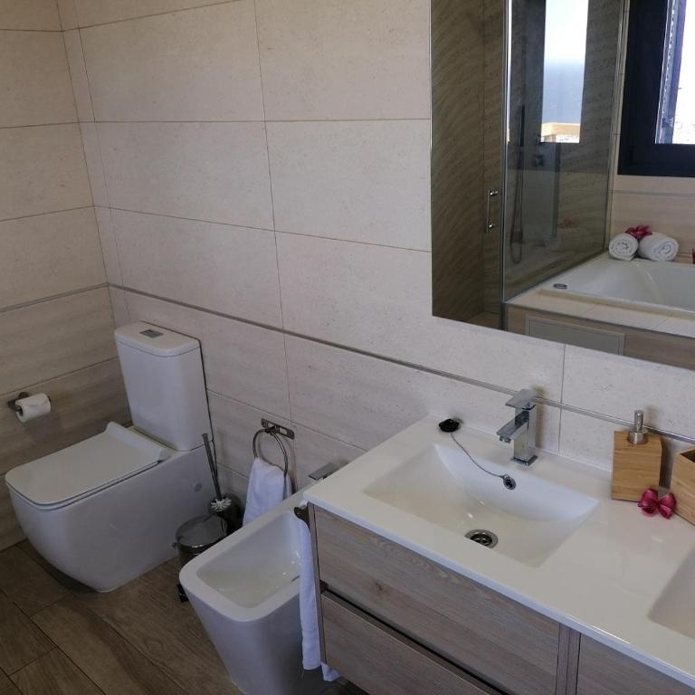 VILLA “LA FLORIDA” - WONDERFUL VIEWS - POOL – WIFI - Villa de 3 dormitorios - 28