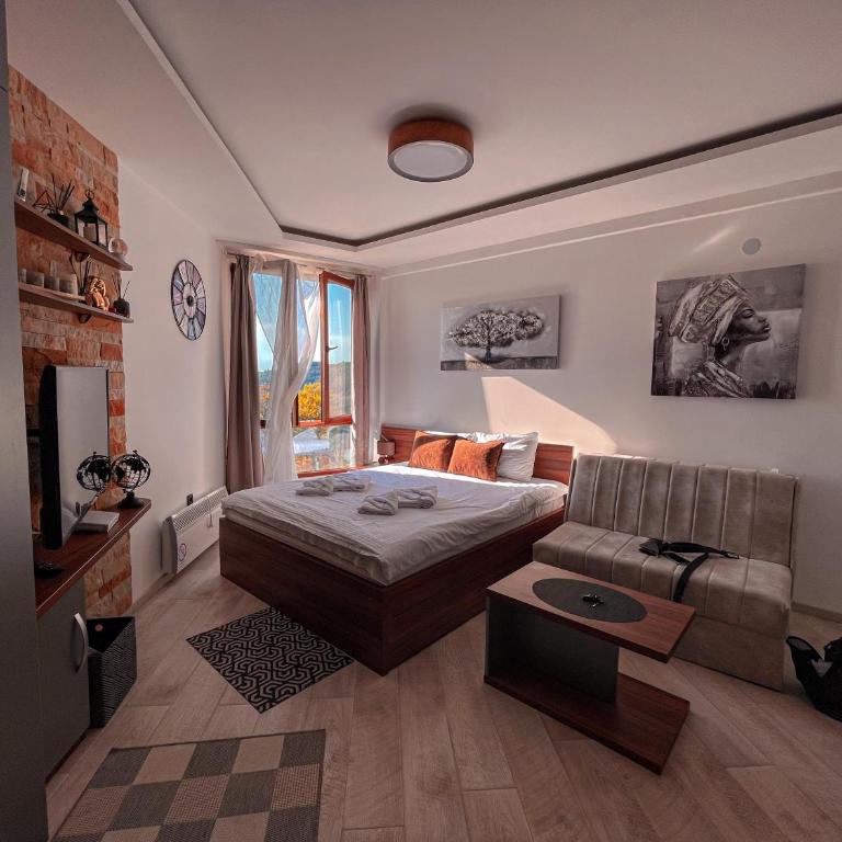 Apartman BIG Milmari S19 - Quadruple Room with Mountain View - 1