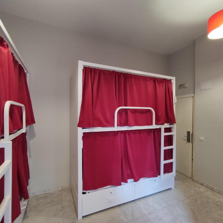 New Samay Hostel - Cama en habitación compartida femenina de 6 camas - 6
