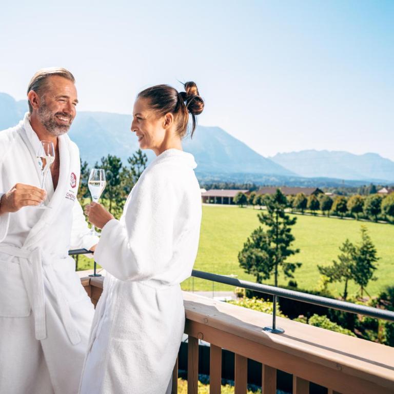 Laschenskyhof Hotel & Spa - Superior Double Room with Balcony - 5