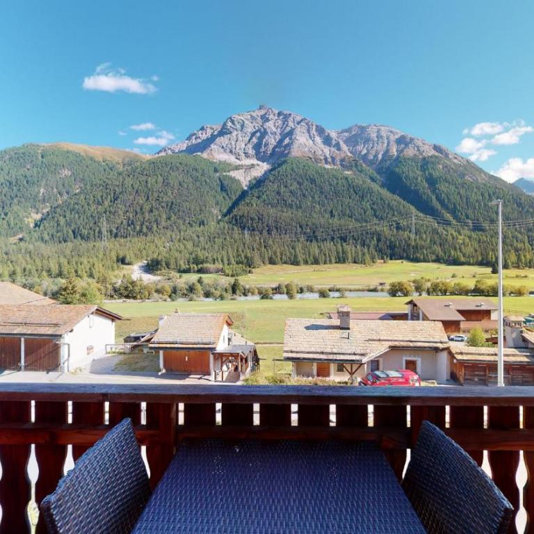 Chesa Seraina Abitaziun Seraina 9 - Mahogany - Madulain - Apartment mit Balkon - 13