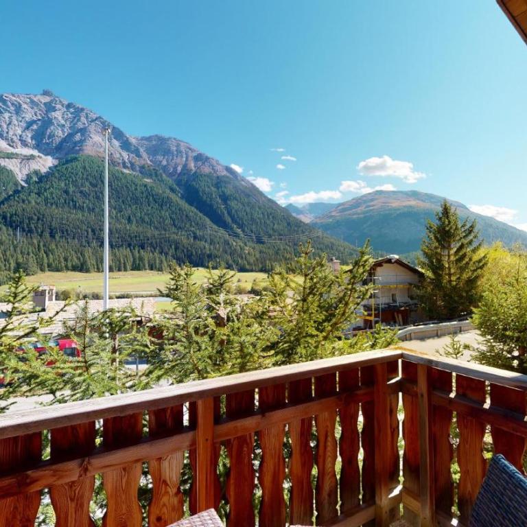 Chesa Seraina Abitaziun Seraina 6 - Amber - Madulain - Apartment mit Balkon - 9