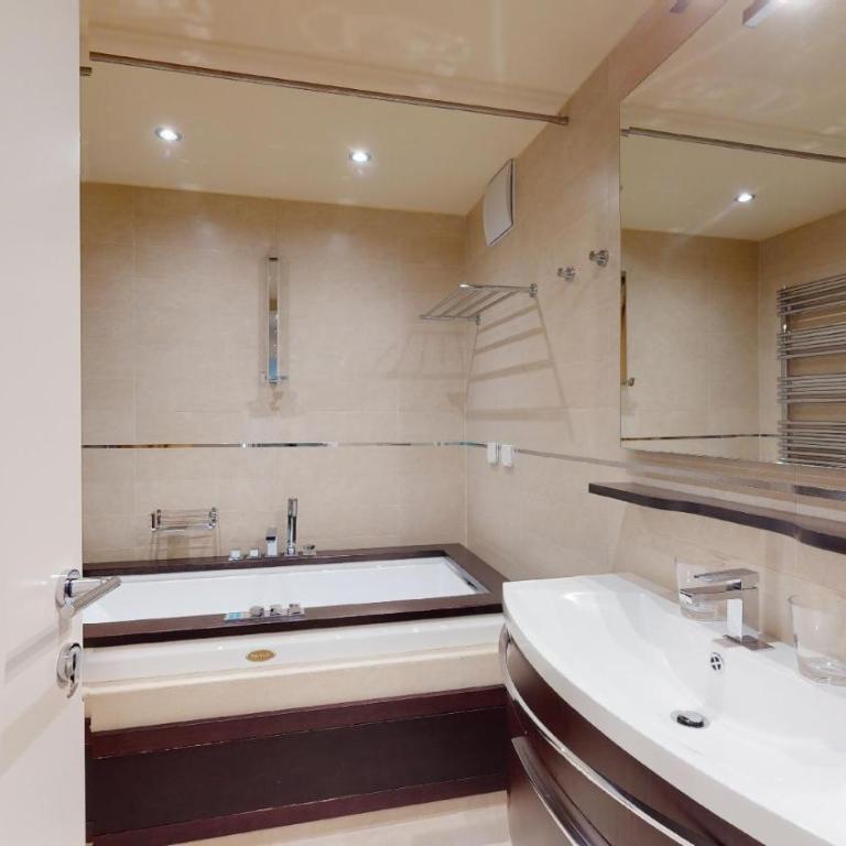 Chesa Seraina Abitaziun Seraina 6 - Amber - Madulain - Apartment mit Balkon - 17