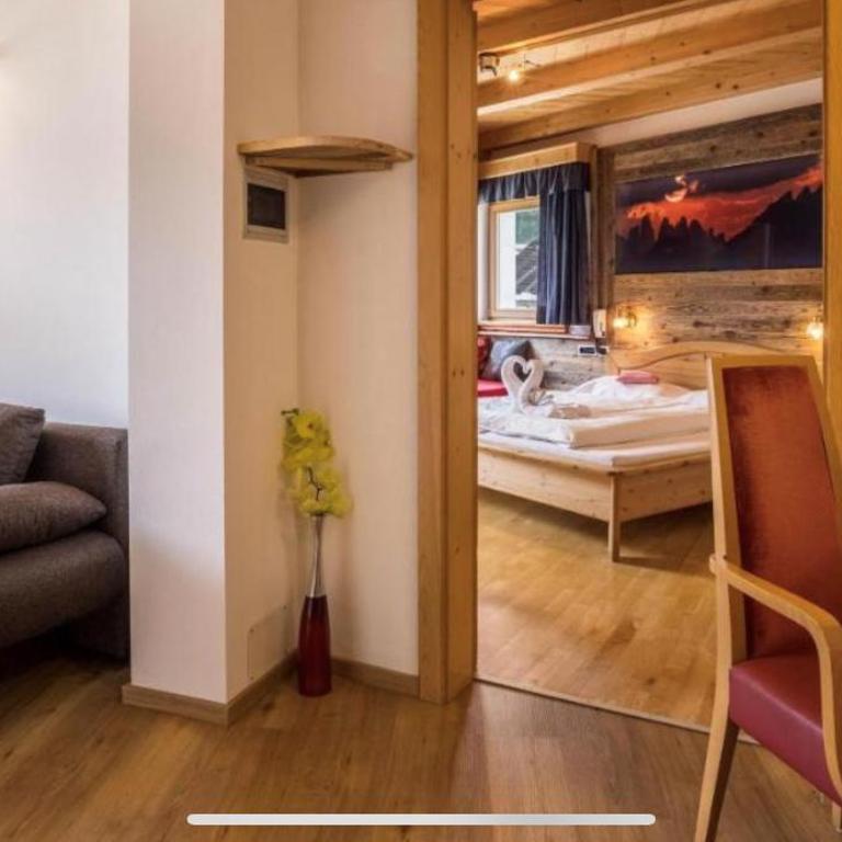 Villa Anita San Vigilio di Marebbe - Appartamento Deluxe con 2 Camere da Letto e Vista Giardino - 15