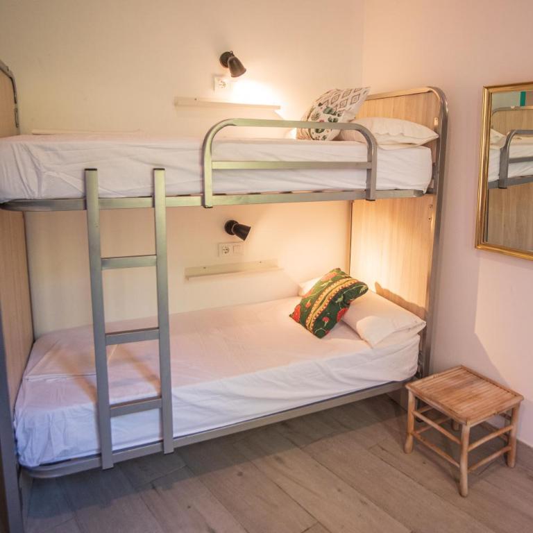 La Flamenka Hostel - Cama en habitación compartida mixta de 4 camas - 1