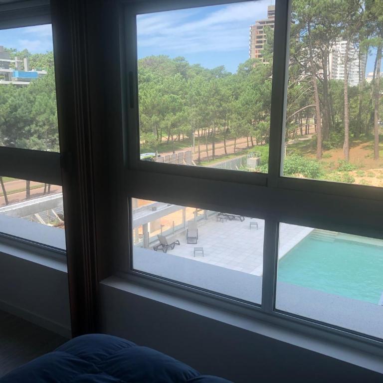 Pta del Este piscina abierta y cubierta climatizada, gimnasio, Netflix, aire,garage - Apartamento de 2 dormitorios - 6