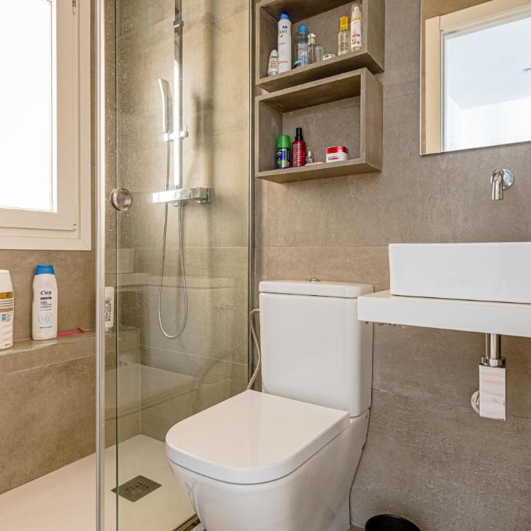 Avenida América - Cama King, AC, junto a la estación - Superior Apartment - 17