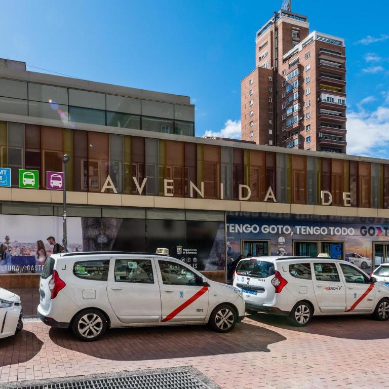 Avenida América - Cama King, AC, junto a la estación - Superior Apartment - 20