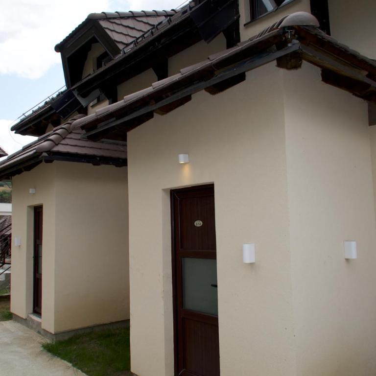 Dvori Sky View E13 Kopaonik - free private parking - One-Bedroom Apartment with Terrace - 11