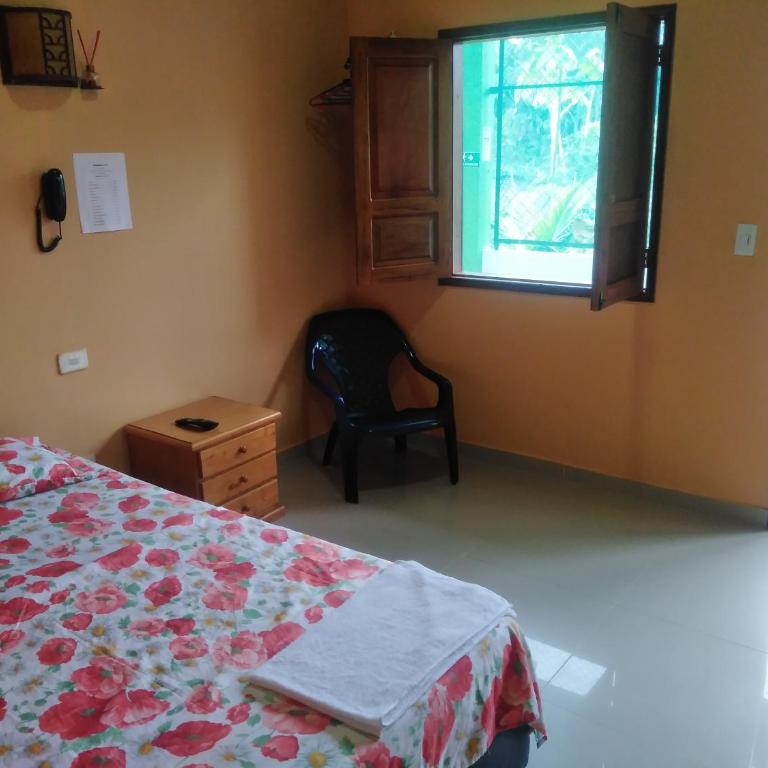 El Sol - Standard Double Room with Fan - 5