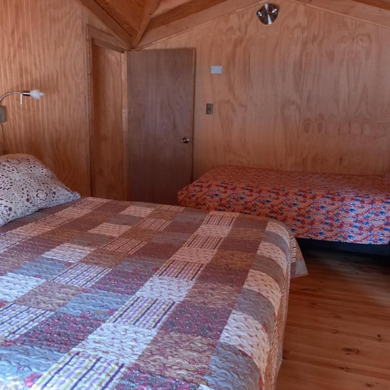 Bona Vista - Three-Bedroom House - 11