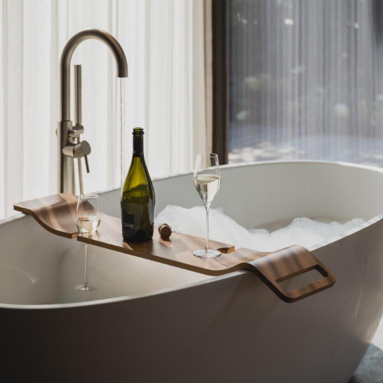 Neuhaus Zillertal Resort - Loft am See - 1