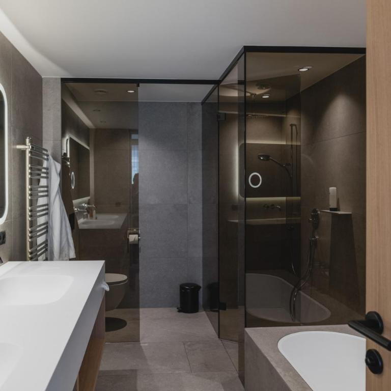 Neuhaus Zillertal Resort - Garten-Suite - 3