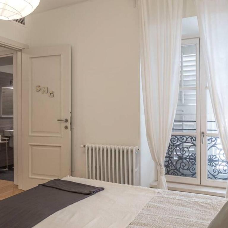 Palazzo Tergesteo Tirabora Suite Apartments - Appartamento con 3 Camere da Letto - 11