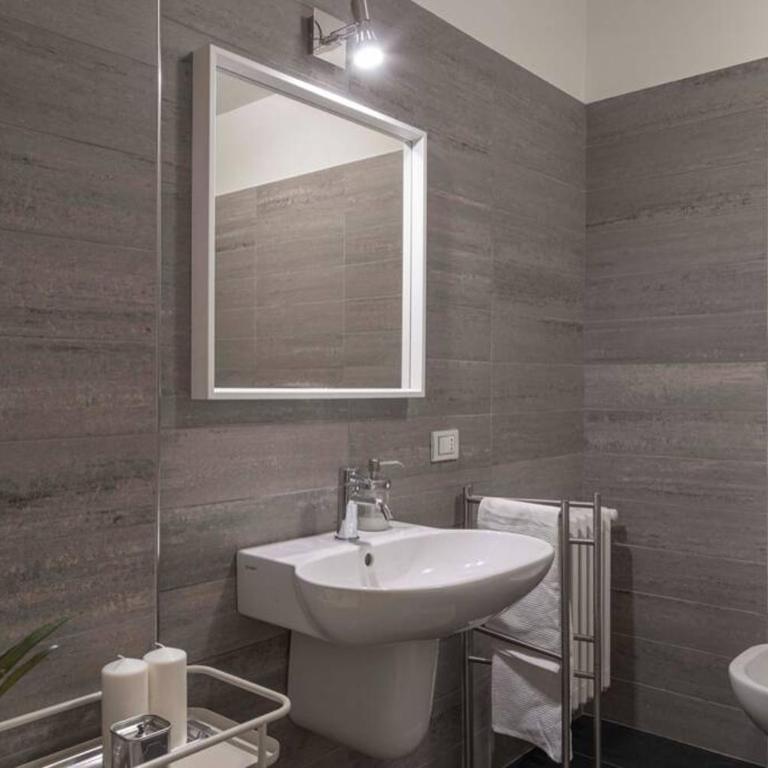 Palazzo Tergesteo Tirabora Suite Apartments - Appartamento con 3 Camere da Letto - 12