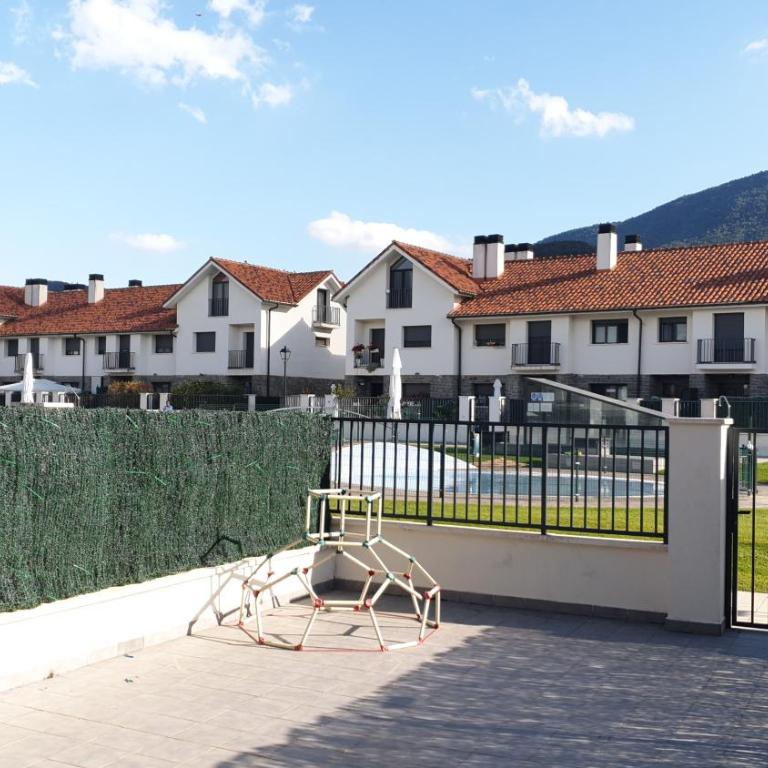 Villa Montes Pirineos - Casa con 3 Camere da Letto - 1