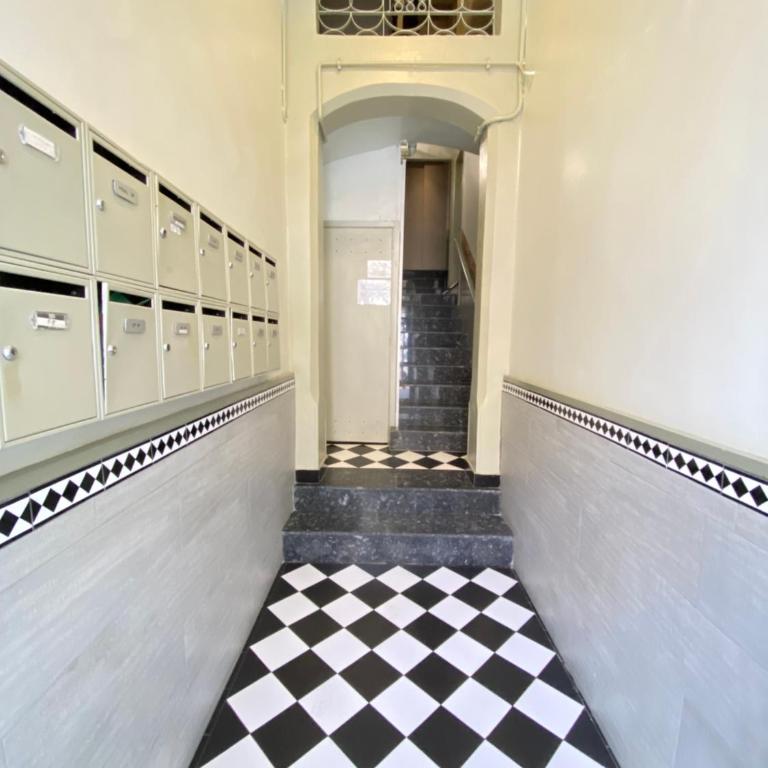 True Design in Heart of Noble BCN - Estudio - 37