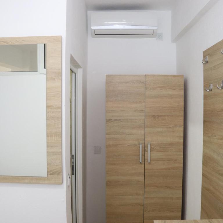 Rosa Negra - Small Single Room (no Window) - 5
