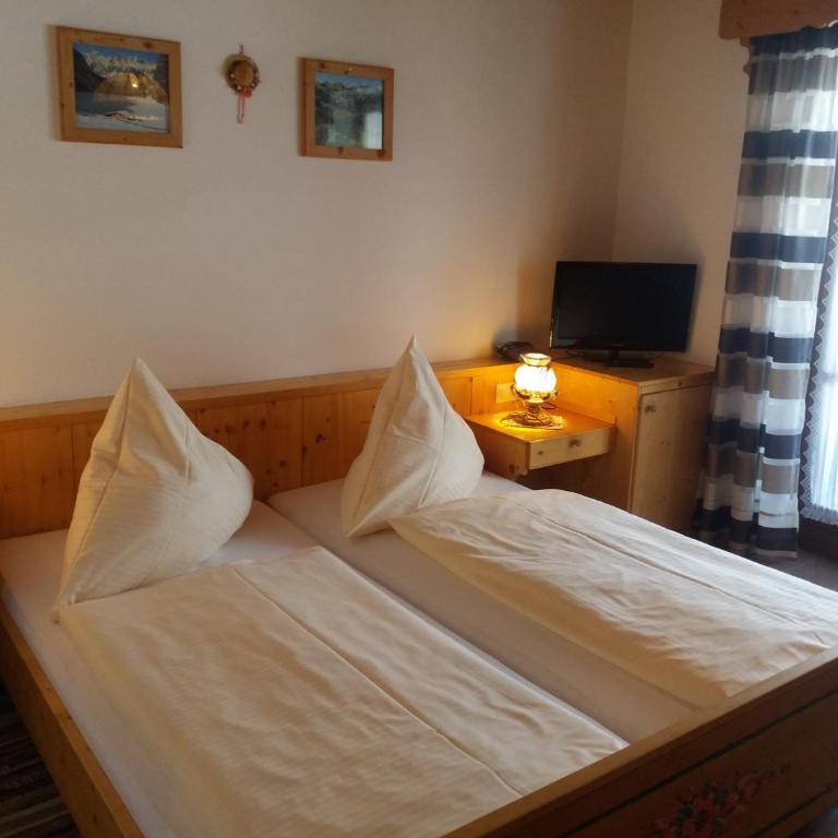 Ferienwohnungen Almbrünnerl - Chiemgau Karte - Apartment - 2