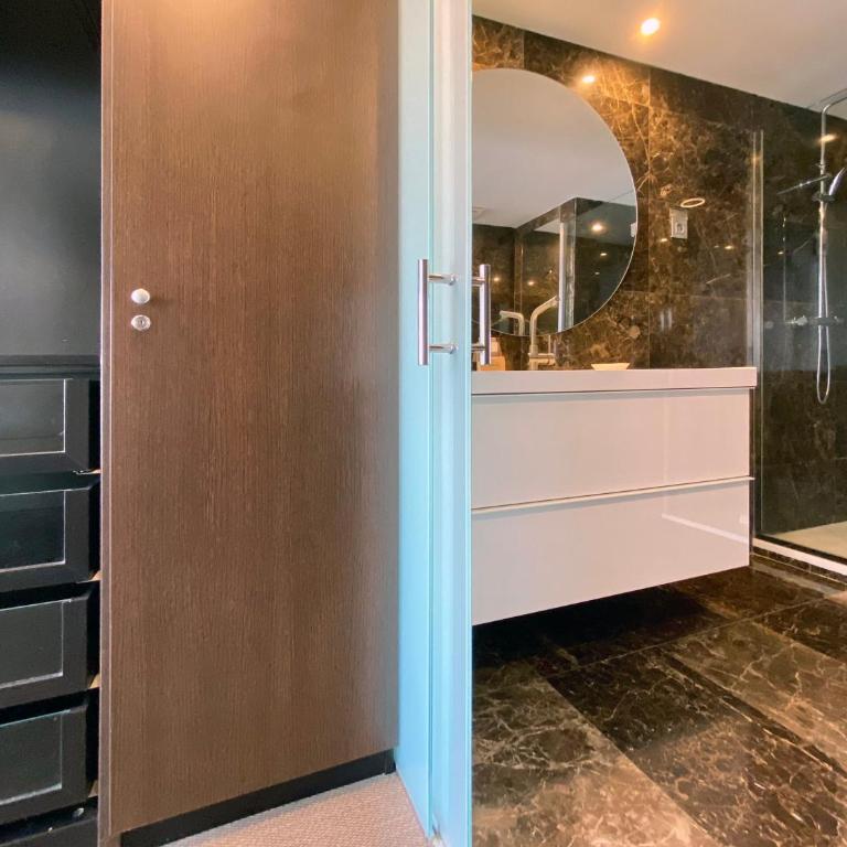 Charming Eurobuilding Skyline Madrid - Deluxe Apartment - 21