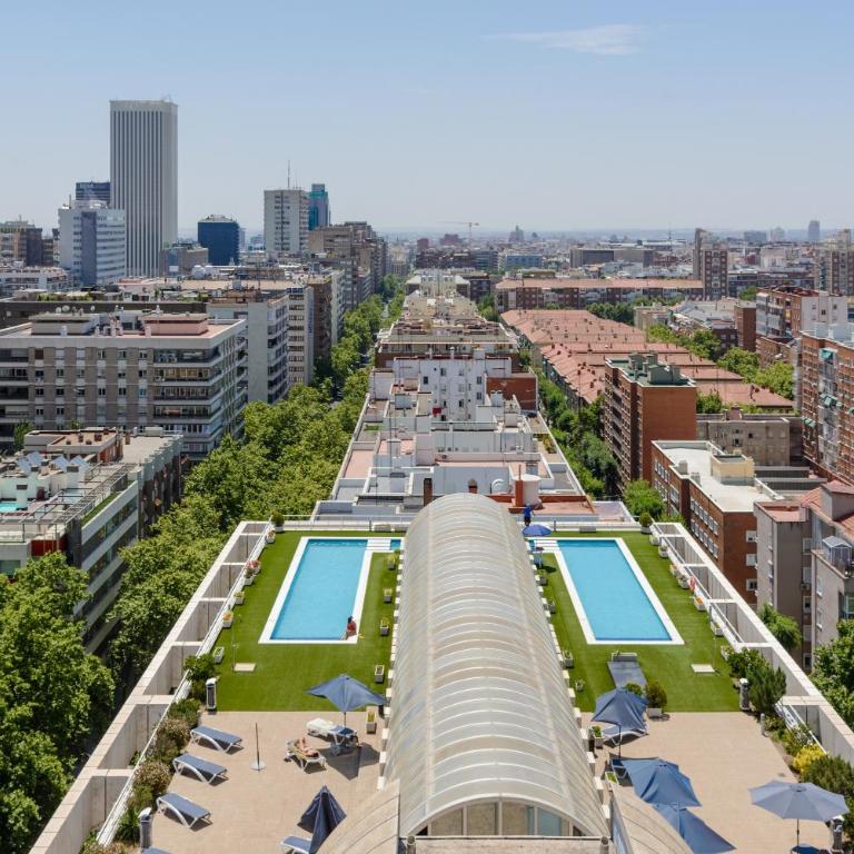 Charming Eurobuilding Skyline Madrid - Deluxe Apartment - 28