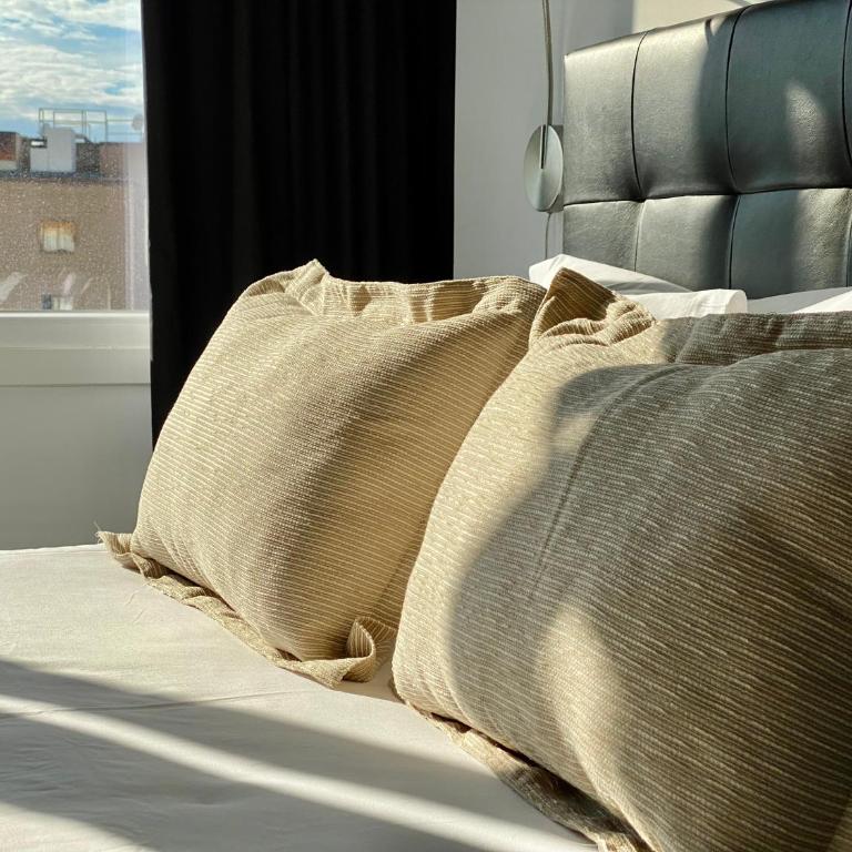 Charming Eurobuilding Skyline Madrid - Deluxe Apartment - 19
