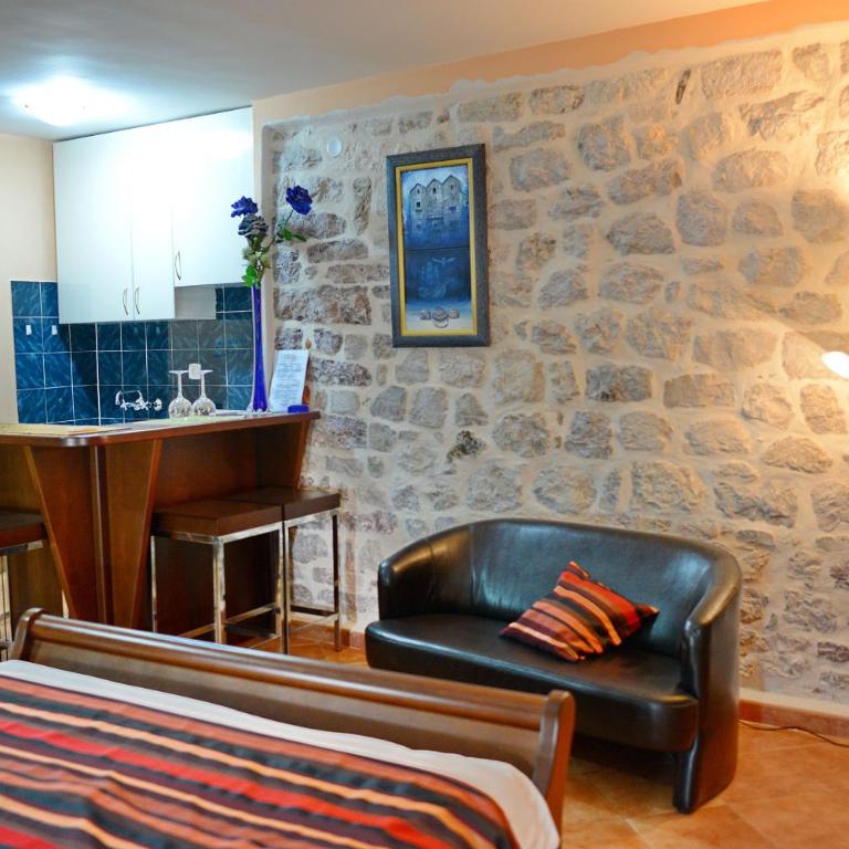 Apartments Kotor Old Town - Deluxe Double Room - 6