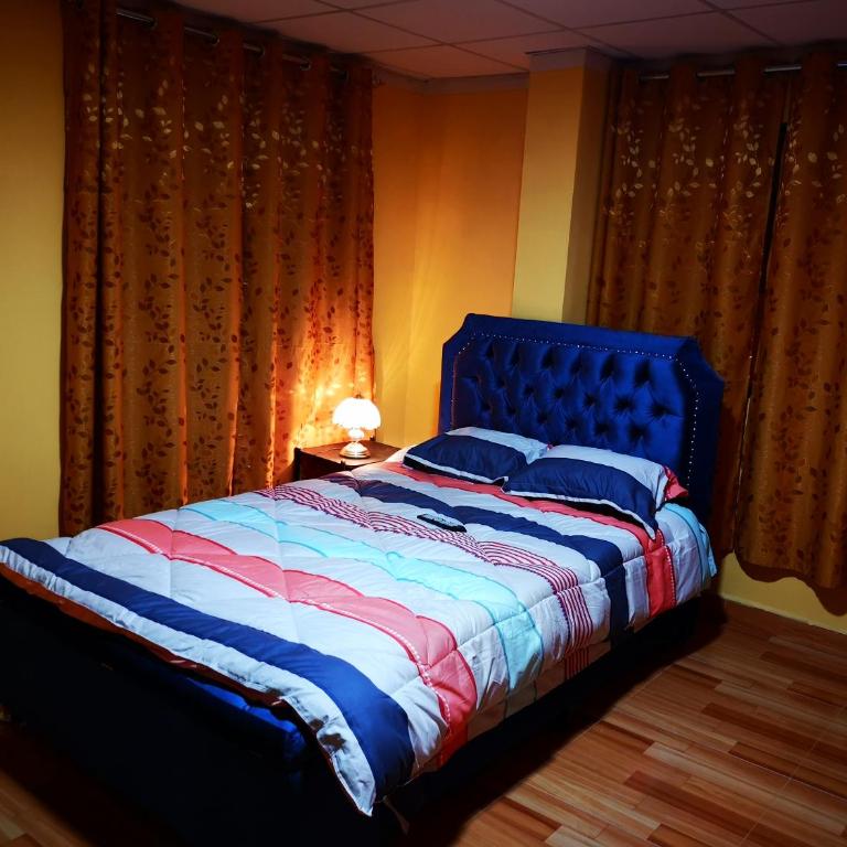 Hostel Las Gardenias Ayacucho - Habitación Doble - 2