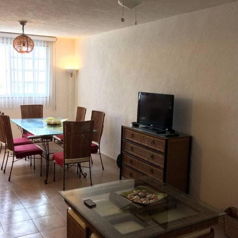 Depa Frente al Mar en Acapulco Diamante - Apartamento de 2 dormitorios - 4