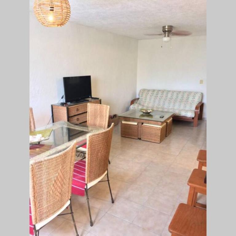 Depa Frente al Mar en Acapulco Diamante - Apartamento de 2 dormitorios - 10