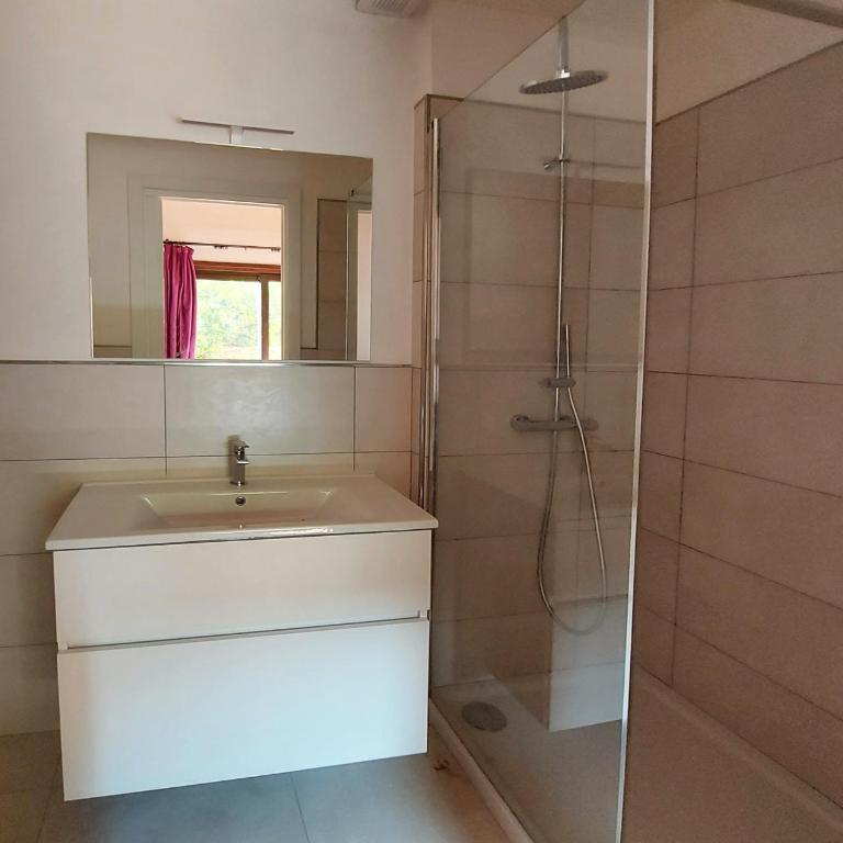 Villa Iris - Villa con 2 Camere da Letto e Piscina Privata - 10