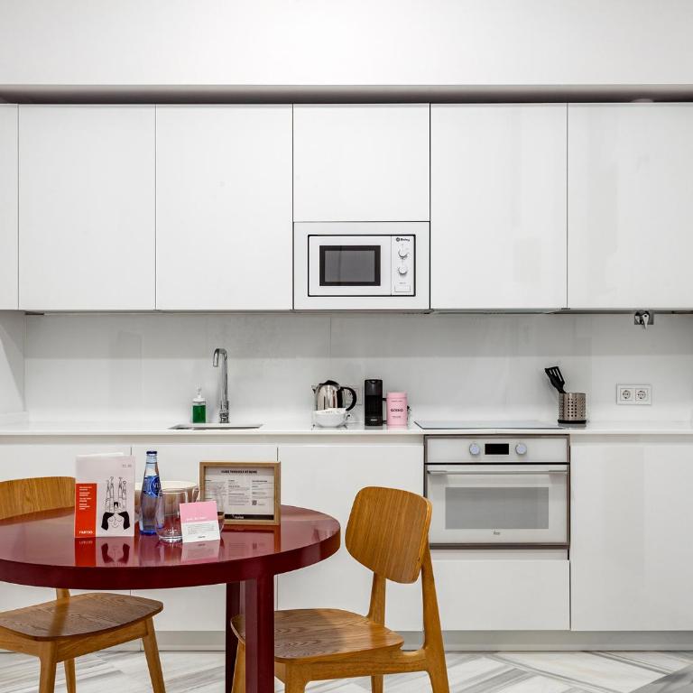 Numa Seville Molina - Estudio Extragrande con cocina - 6